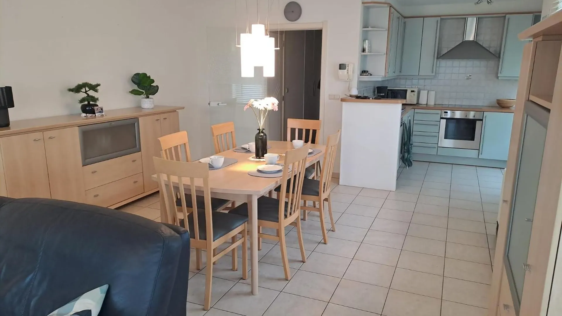 2-Bedroom Holiday Apartment In The Center Of Ostend T40